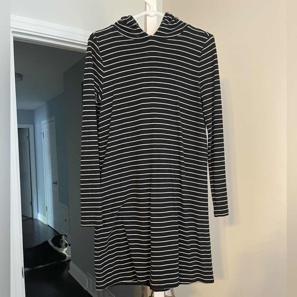 Lou & Grey Travel Dress